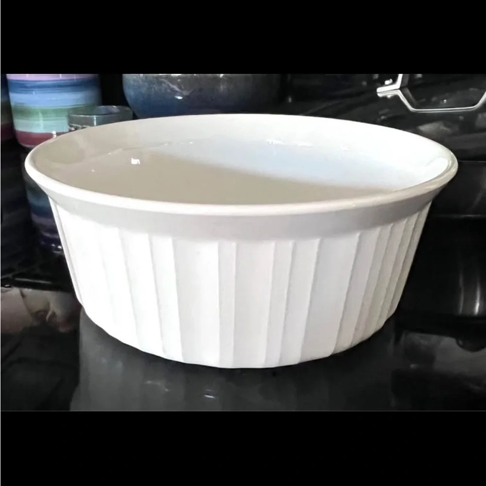 Corning Ware French White 1.5 Quart Baking Dish CORING WARE STAMPED Vintage